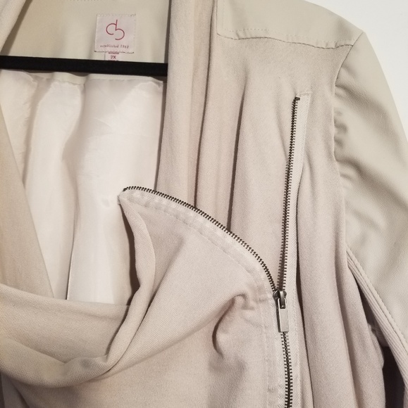 Dress Barn Jackets & Blazers - Dress Barn Cream Jacket